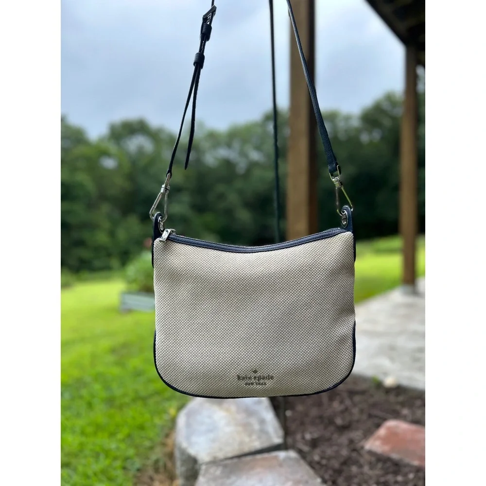 Kate Spade Rosie Canvas Leather Crossbody Shoulder Messenger Bag Navy Cream EUC
